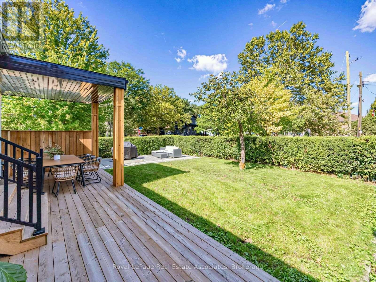 25 TREEVIEW DRIVE - Image 31