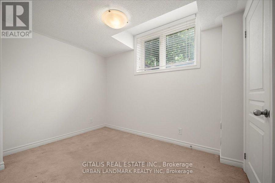 4 - 94 CALEDONIA PARK ROAD, Toronto (Corso Italia-Davenport) — photo 2