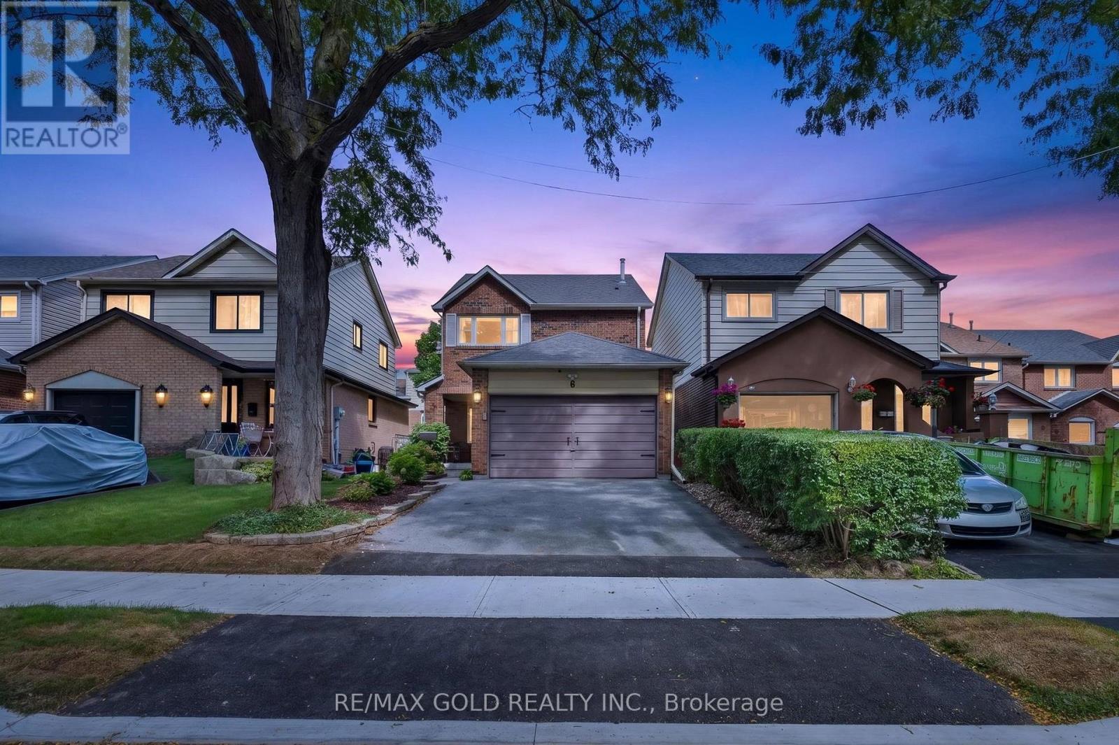 6 ROWE COURT - 1