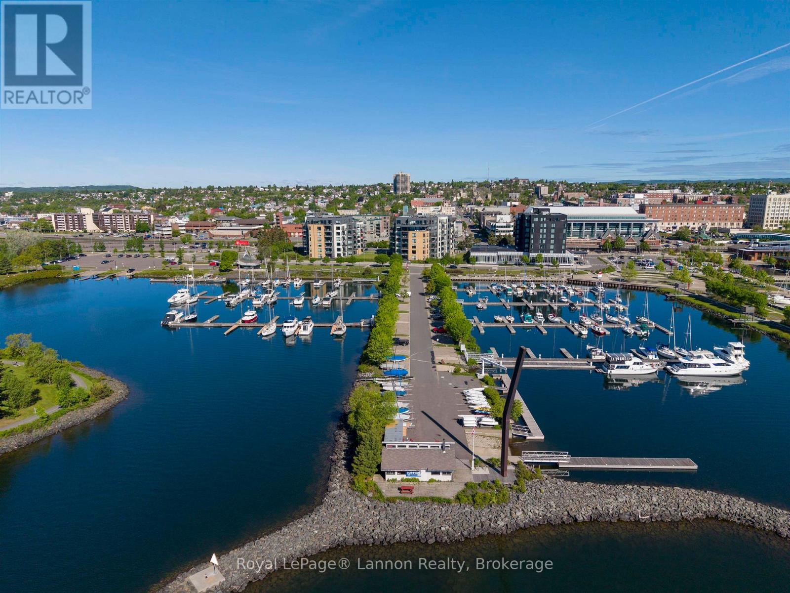 2104 - 2260 SLEEPING GIANT PARKWAY, Thunder Bay (Lakefront) — photo 1