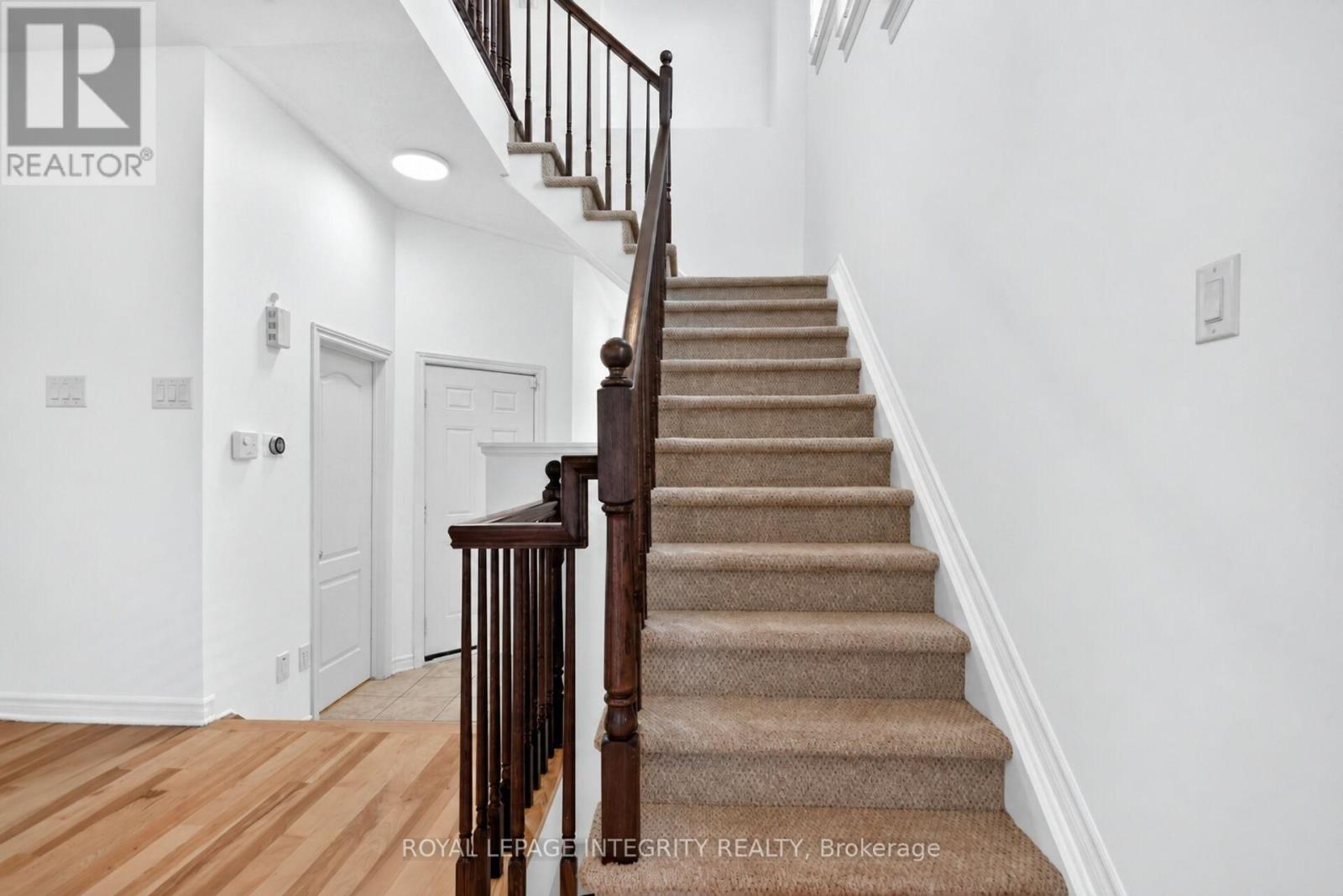 848 WHITE ALDER AVENUE photo 26