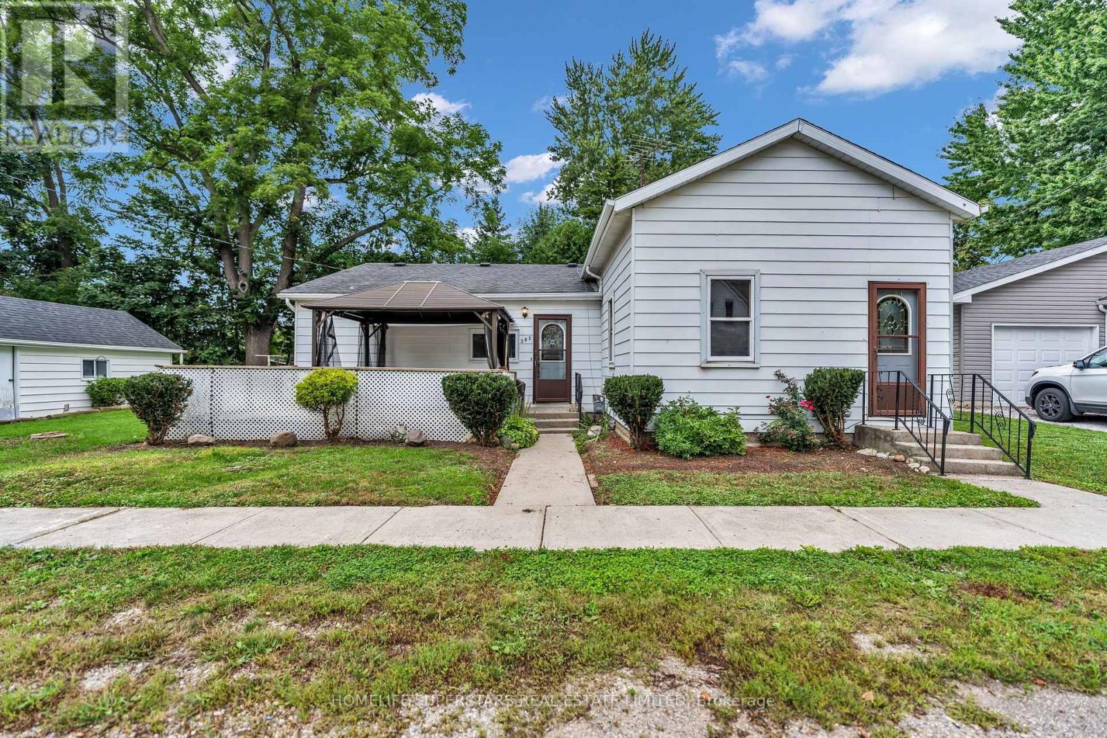 258 WILLIAM STREET, Chatham-Kent (Dresden)