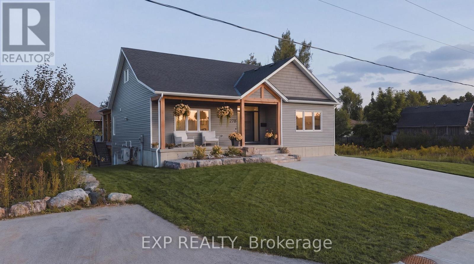 278 GROSVENOR STREET S, Saugeen Shores — photo 2