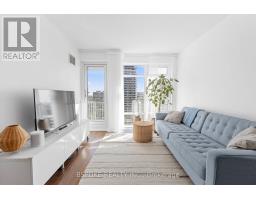 3012 - 2191 Yonge Street, Toronto, ON M4S3H8 Photo 10