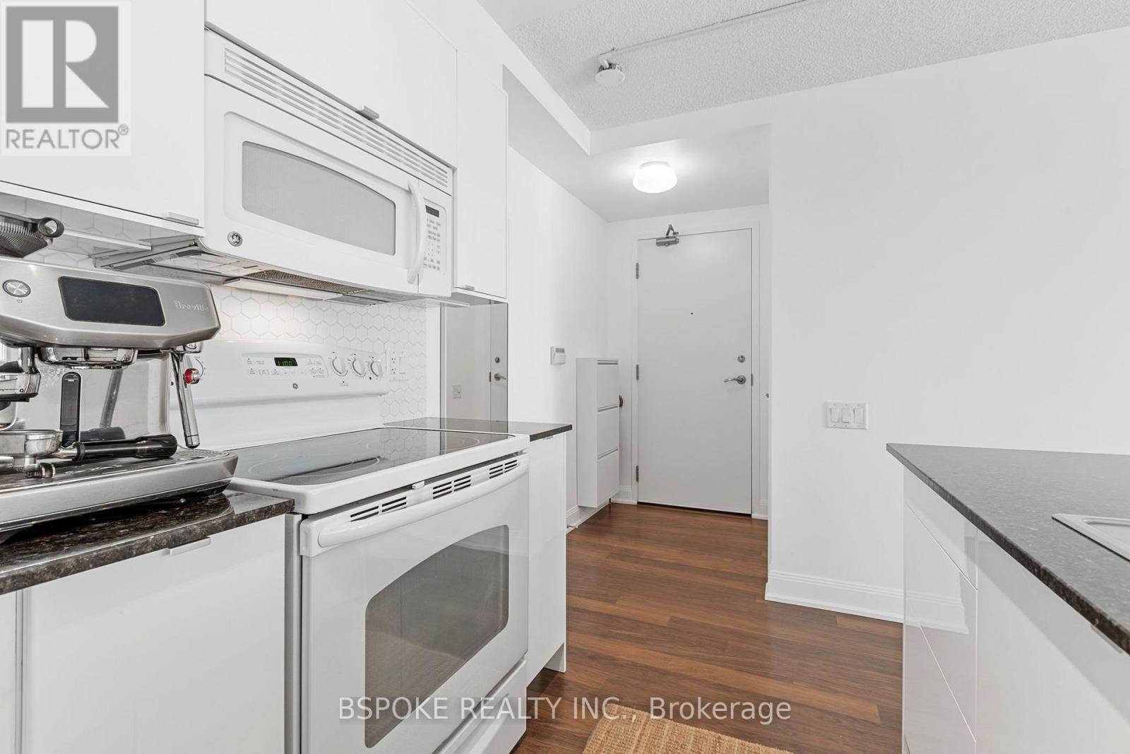 3012 - 2191 YONGE STREET, Toronto (Mount Pleasant West) — photo 8
