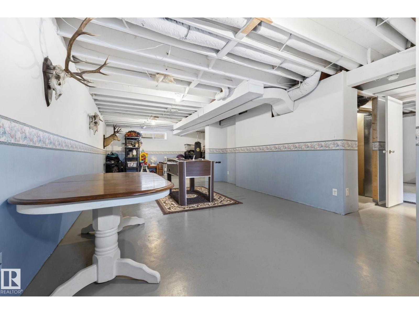 48 MILL RD - 55