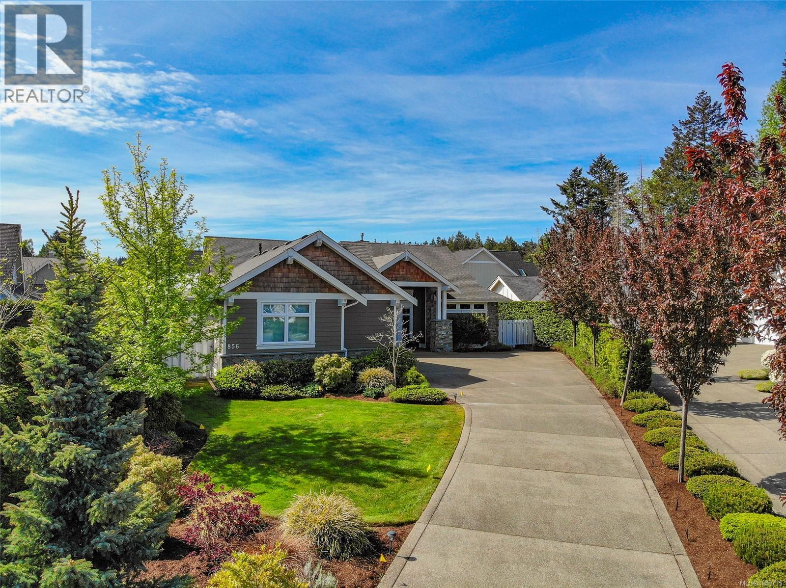 856 Bluffs Dr - 1