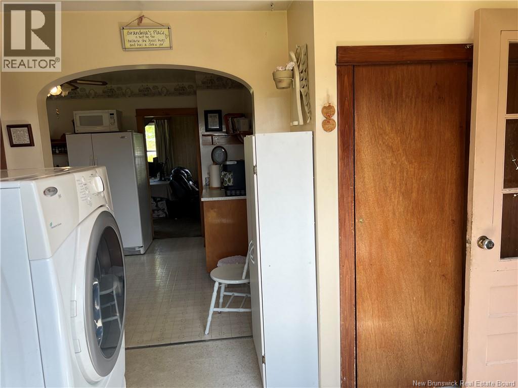 3316 Red Head Road - Image 16