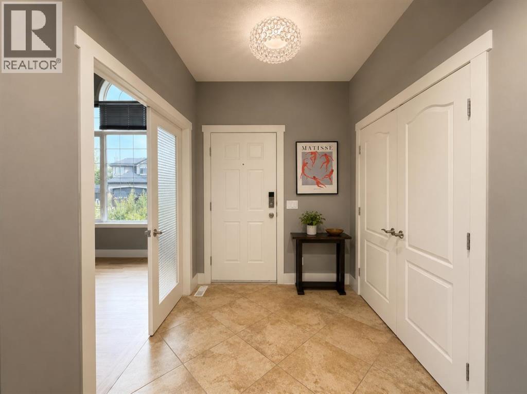 32 Evercreek Bluffs Crescent SW - Image 10