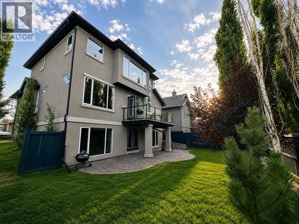 32 Evercreek Bluffs Crescent SW - Image 3