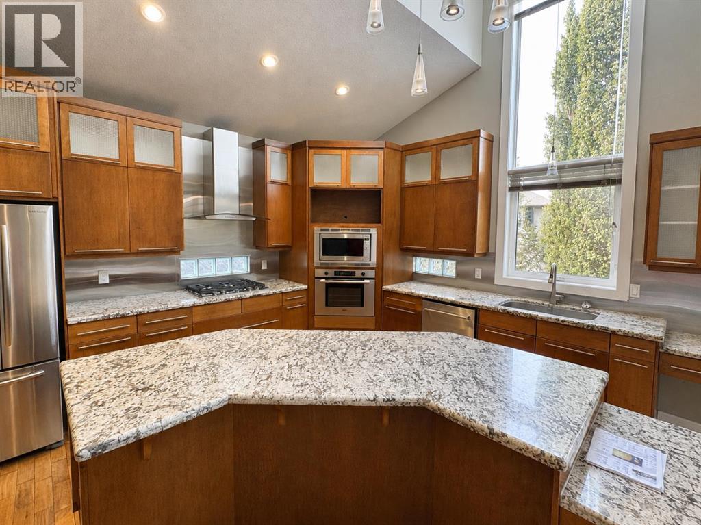 32 Evercreek Bluffs Crescent SW - Image 7