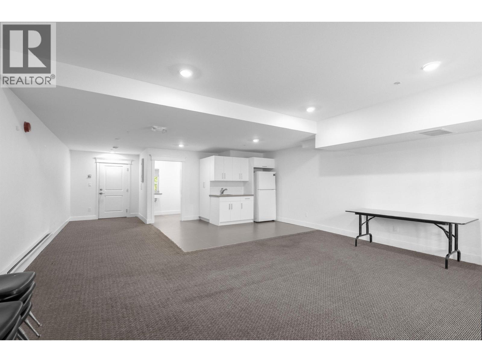 401 2389 HAWTHORNE AVENUE, Port Coquitlam