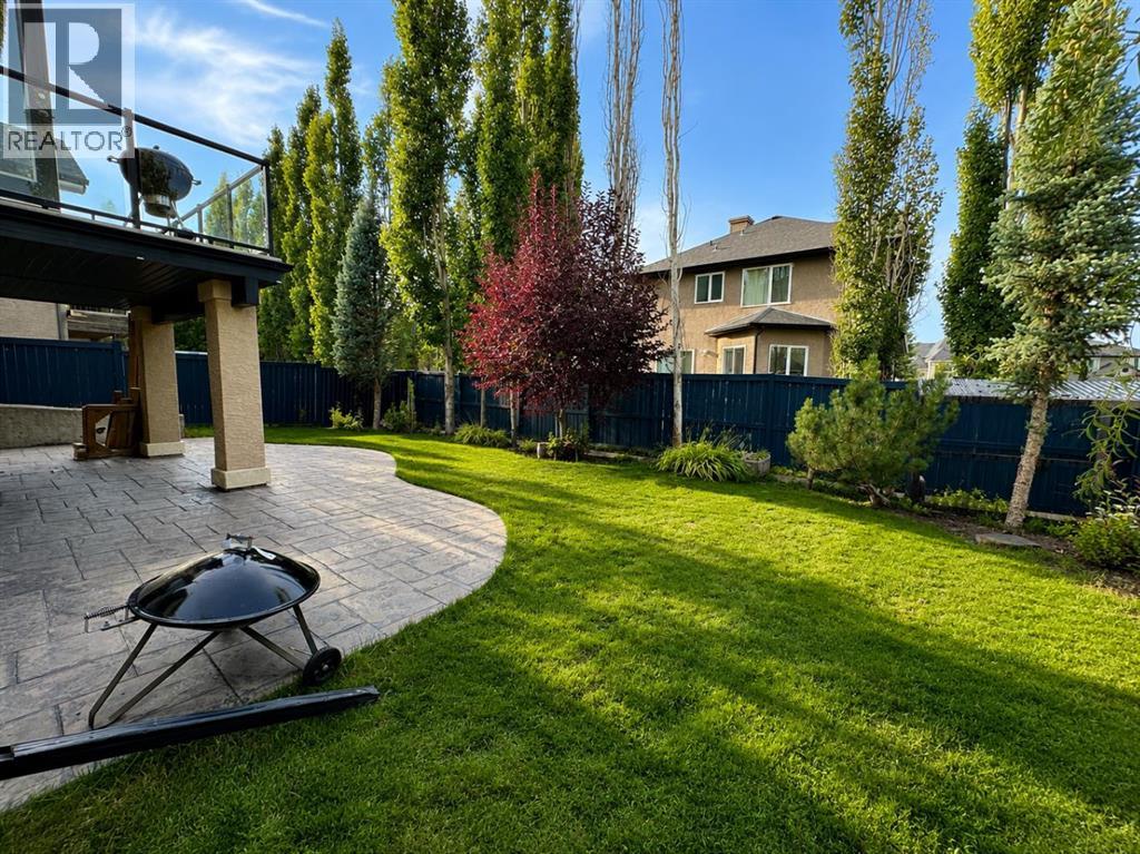 32 Evercreek Bluffs Crescent SW - 17