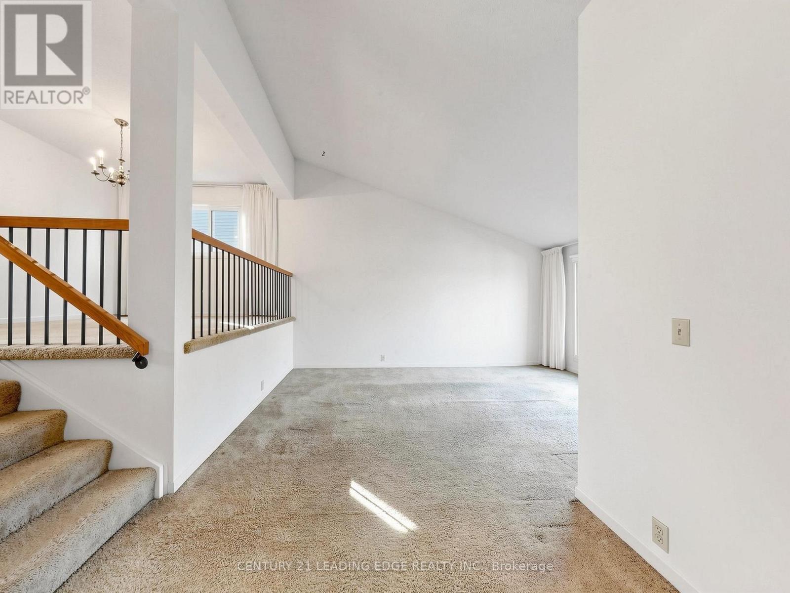 63 MANSFIELD STREET - 4