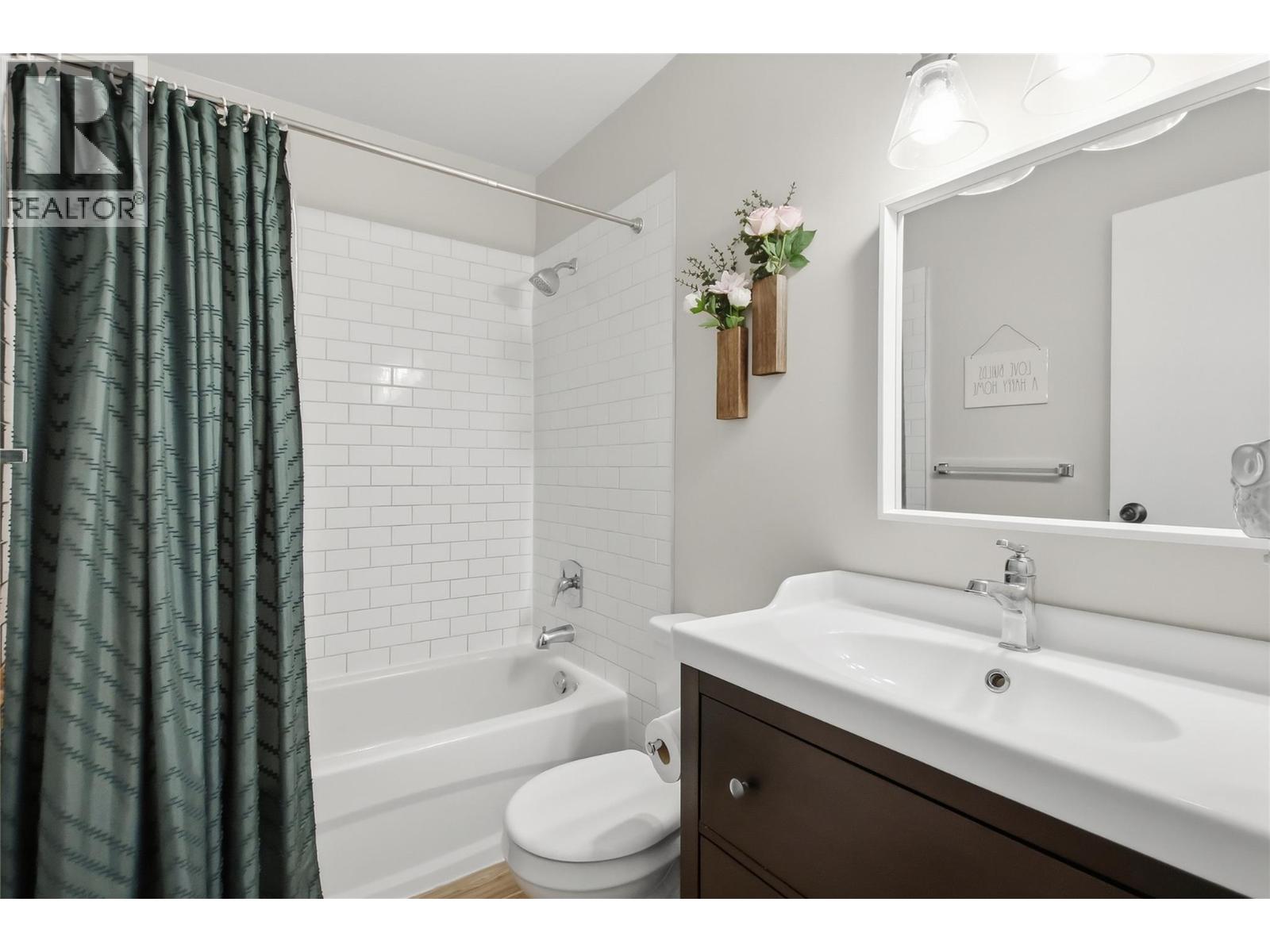 222 GOWAN Drive - 22