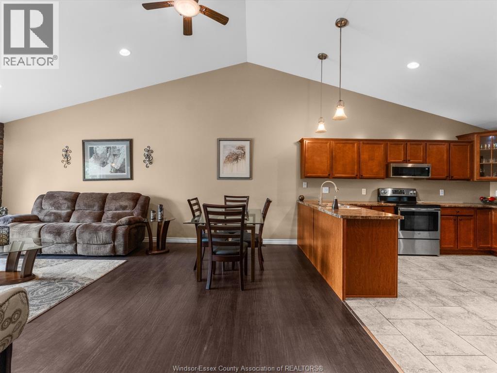 130 ANTONIO COURT - 18