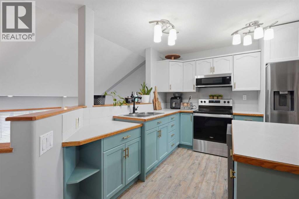 Listing photo – 7012 60A Street, Rocky Mountain House