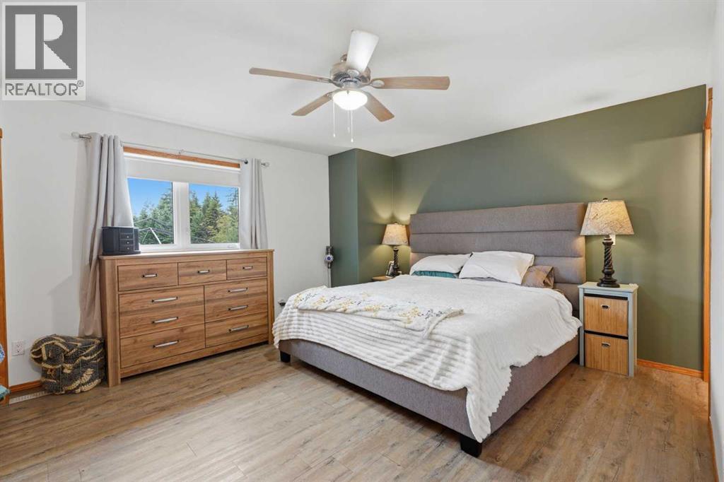 Listing photo – 7012 60A Street, Rocky Mountain House