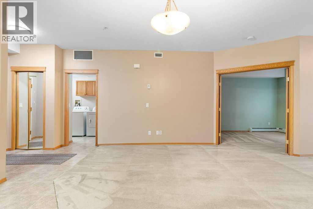 Listing photo – #118, 5300 48 Street, Red Deer