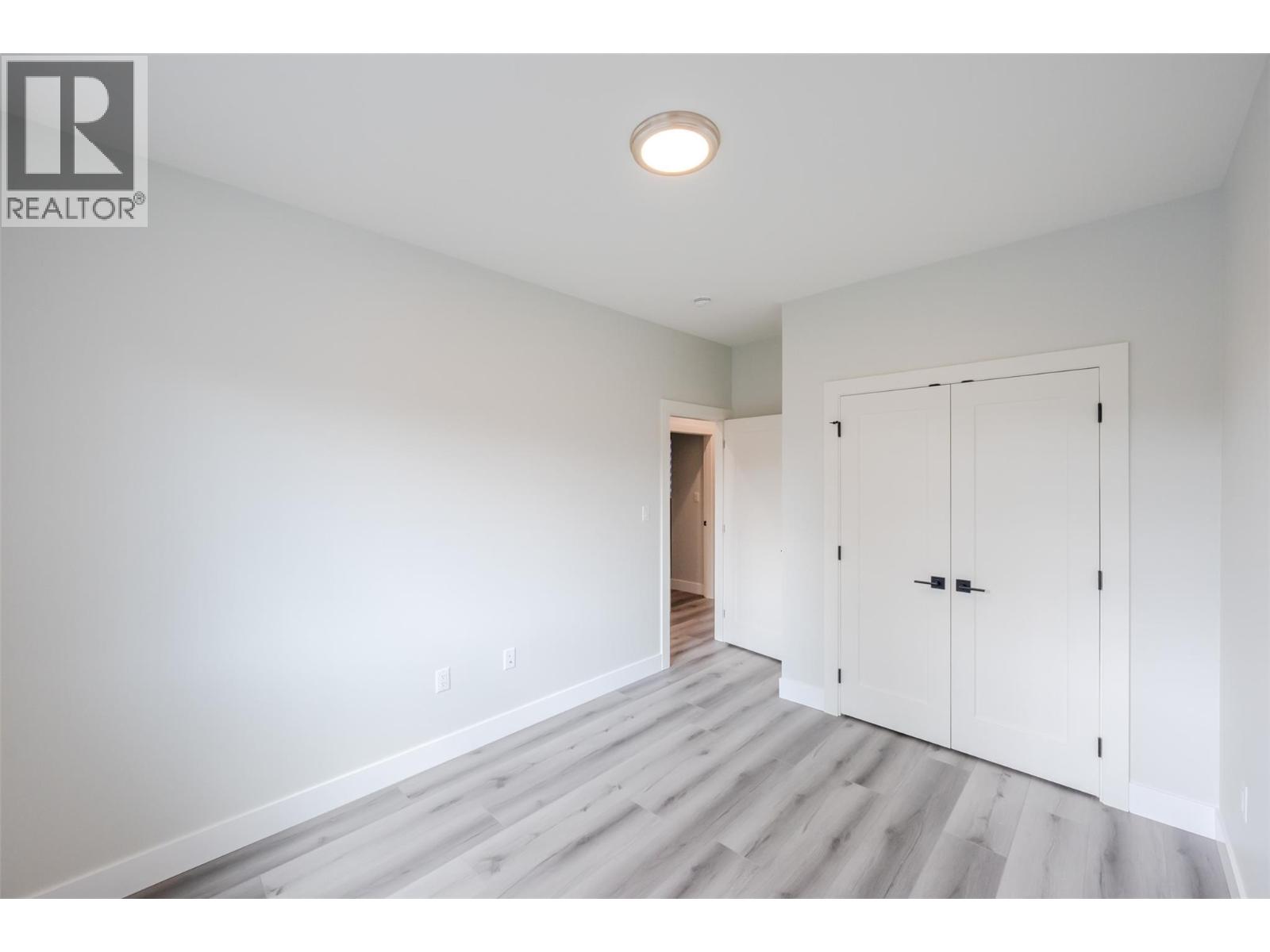 2644 South Main Street Unit# 102, Penticton