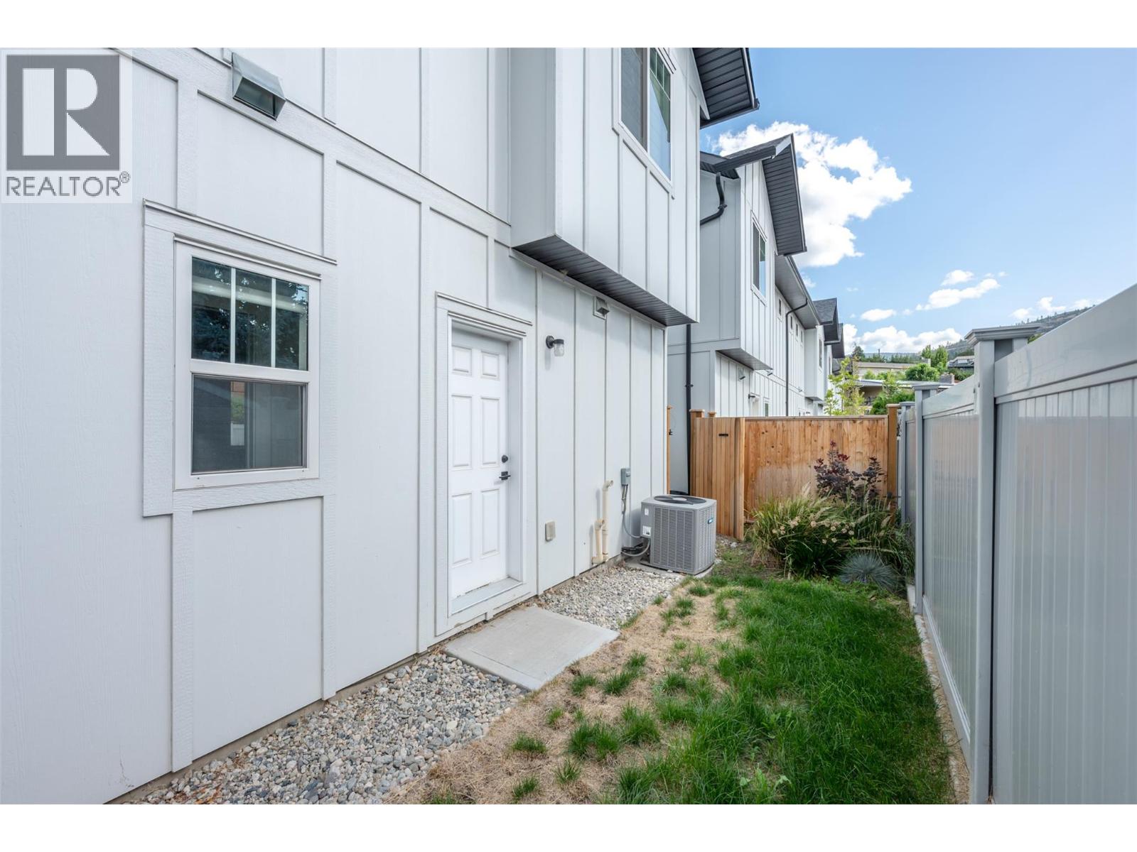 2644 South Main Street Unit# 102, Penticton