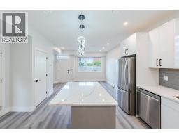 2644 South Main Street Unit# 102, Penticton, BC V2A5J3 Photo 16
