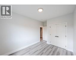 2644 South Main Street Unit# 102, Penticton, BC V2A5J3 Photo 33