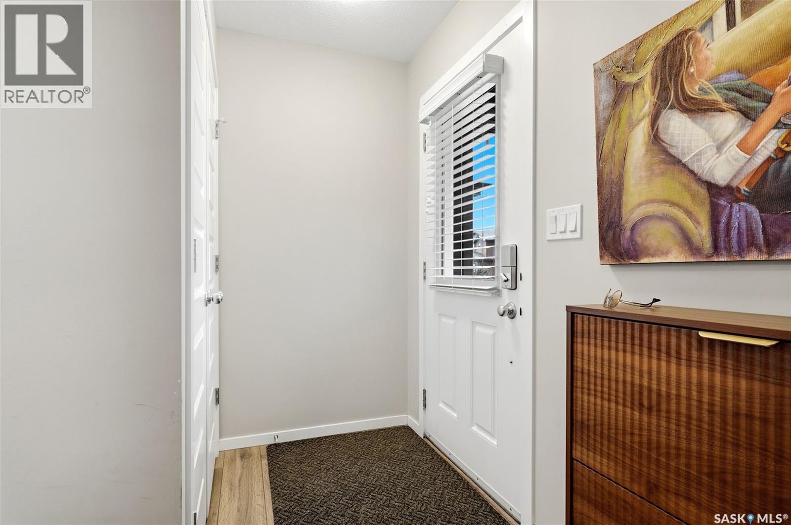 8008 Canola AVENUE, Regina — photo 3