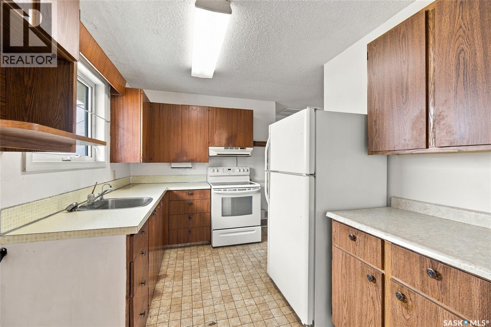 313 7th AVENUE W, Rosetown — photo 9