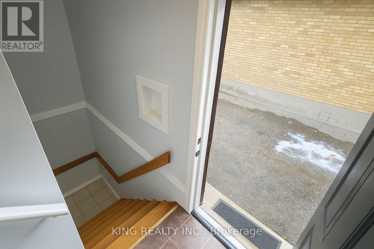 134 MARK STREET - 25