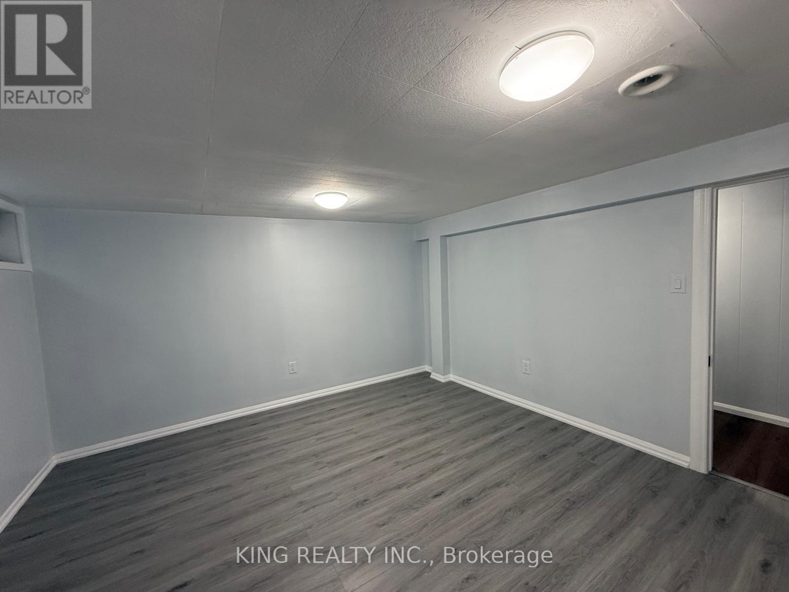 134 MARK STREET - 37