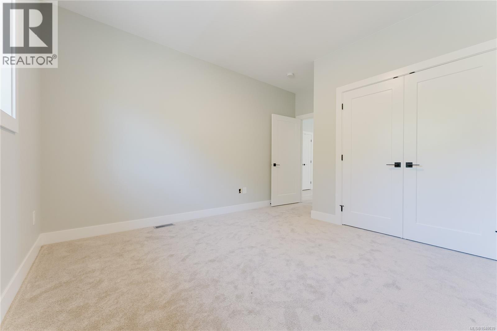 7036 Clarkson Pl - 32