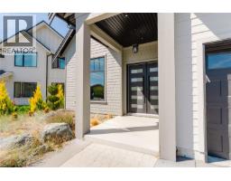 7036 Clarkson Pl, Sooke, BC V9Z0L4 Photo 57