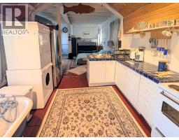 200 Mills Road, Gold Bridge, BC V0K1P0 Photo 12