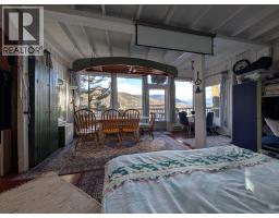 200 Mills Road, Gold Bridge, BC V0K1P0 Photo 15
