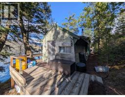 200 Mills Road, Gold Bridge, BC V0K1P0 Photo 17