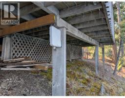 200 Mills Road, Gold Bridge, BC V0K1P0 Photo 20