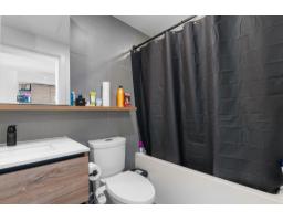 3012 10448 University Drive, Surrey, BC V3T0S7 Photo 17
