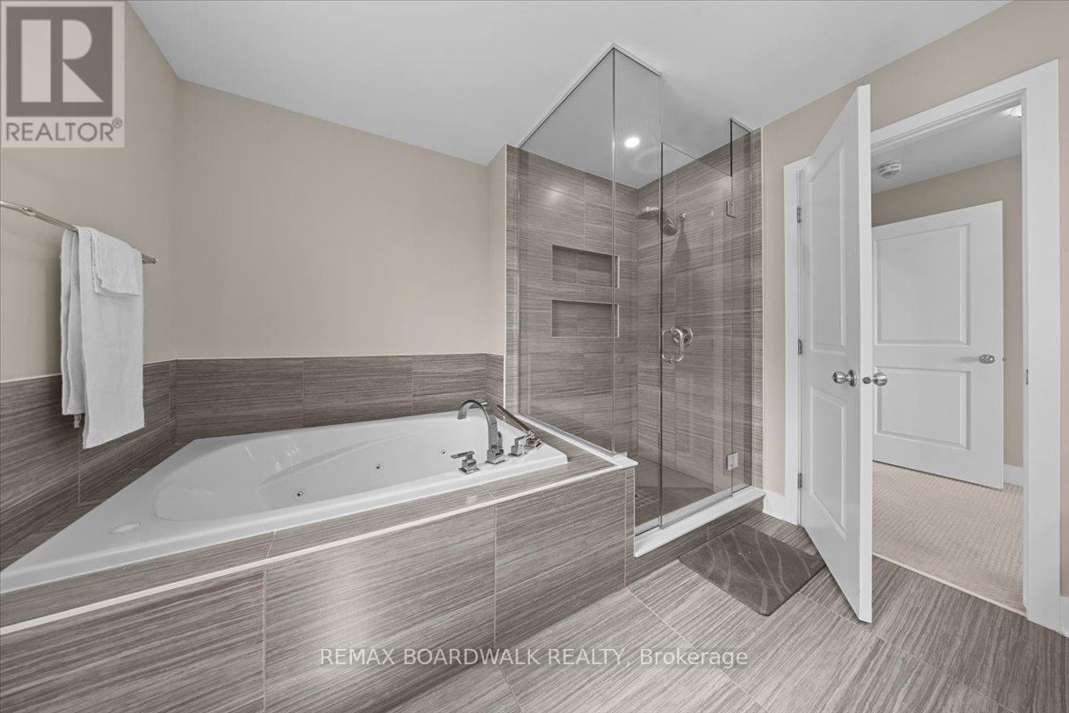 620 BARRY HELMAN DRIVE photo 33