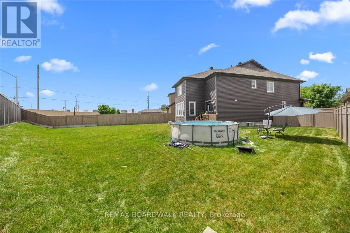 620 BARRY HELMAN DRIVE photo 41