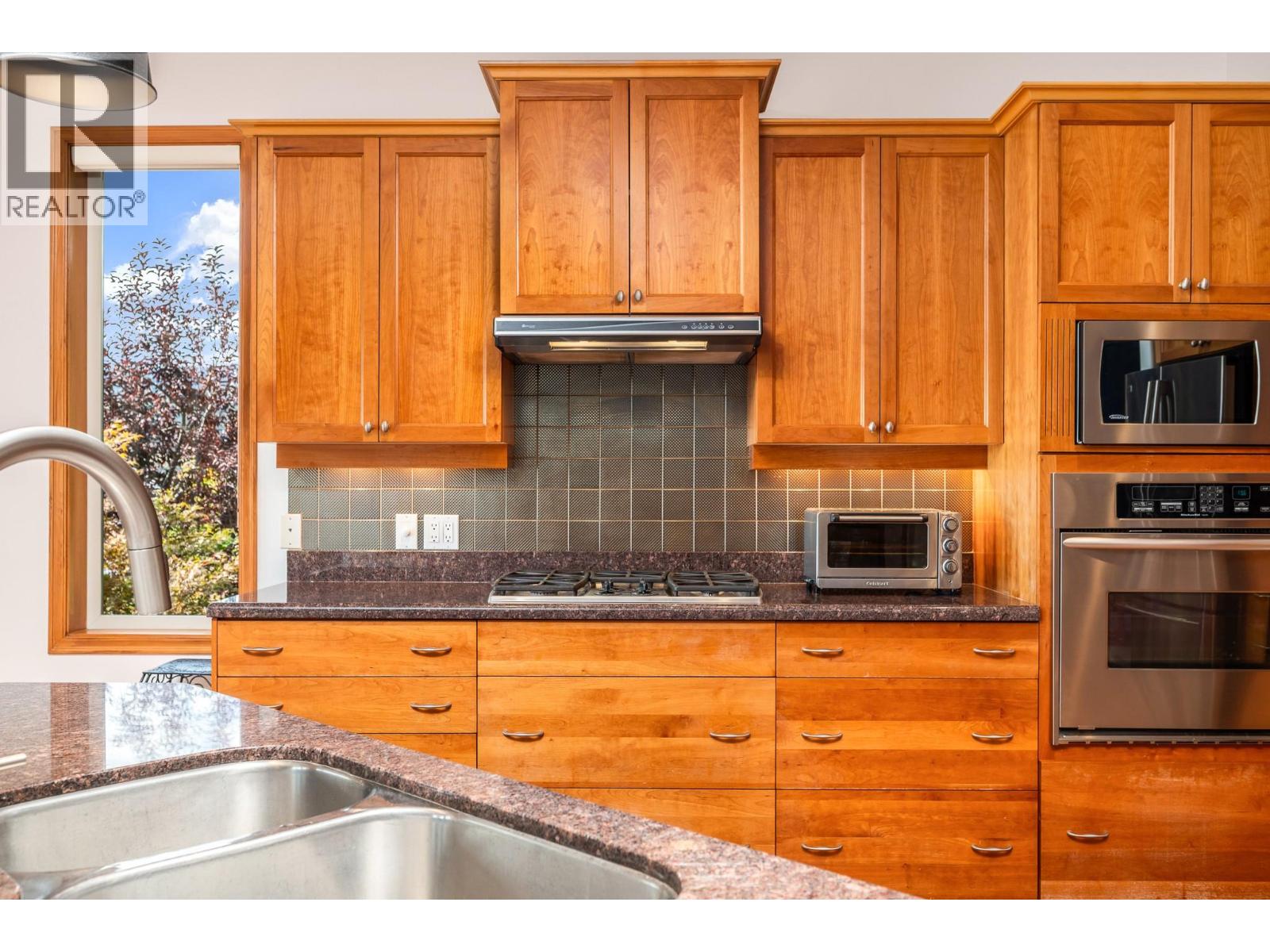 100 Kestrel Place Unit# 11, Vernon