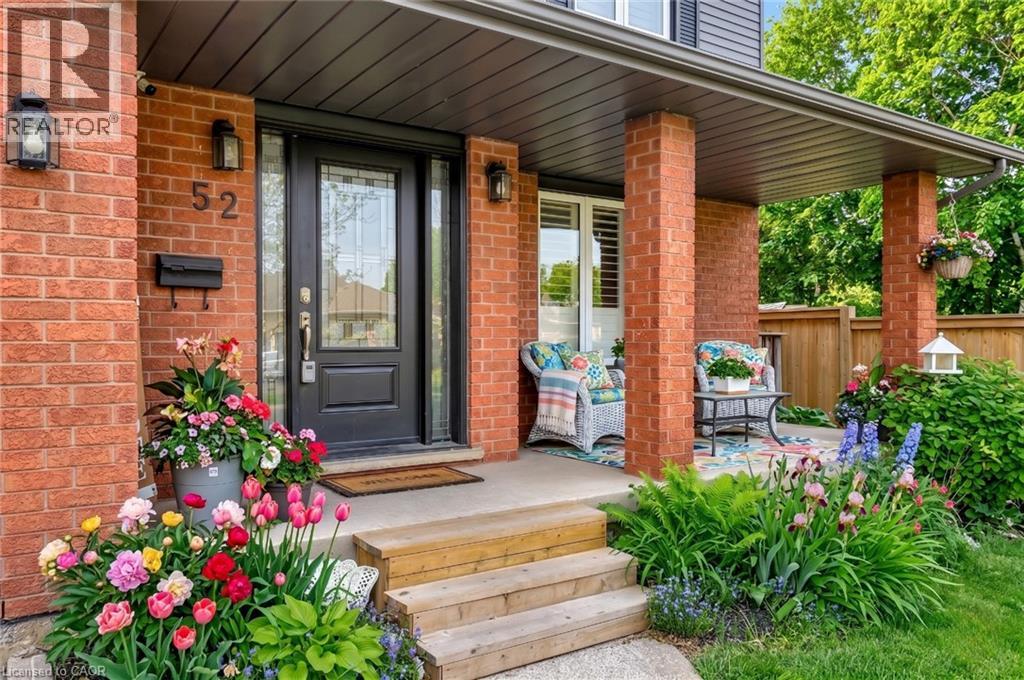 52 BECKETT Drive, Brantford — photo 3
