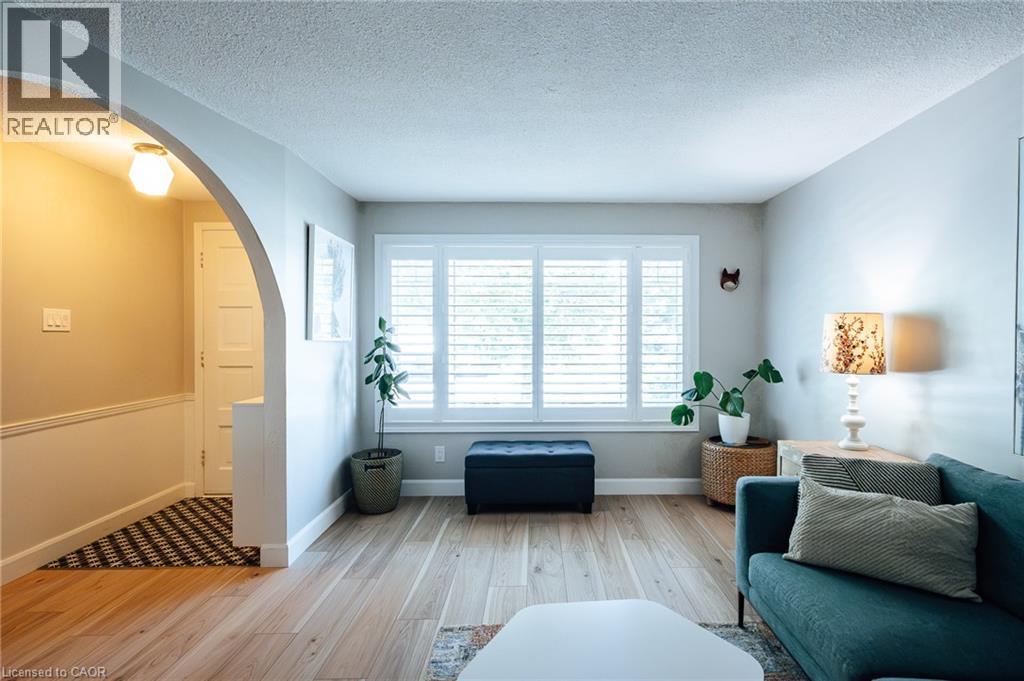 78 HELENE Crescent - 11