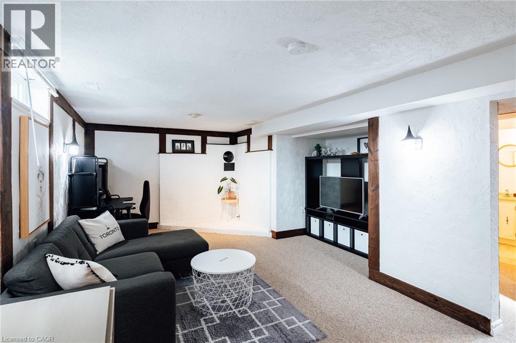 78 HELENE Crescent - Image 31