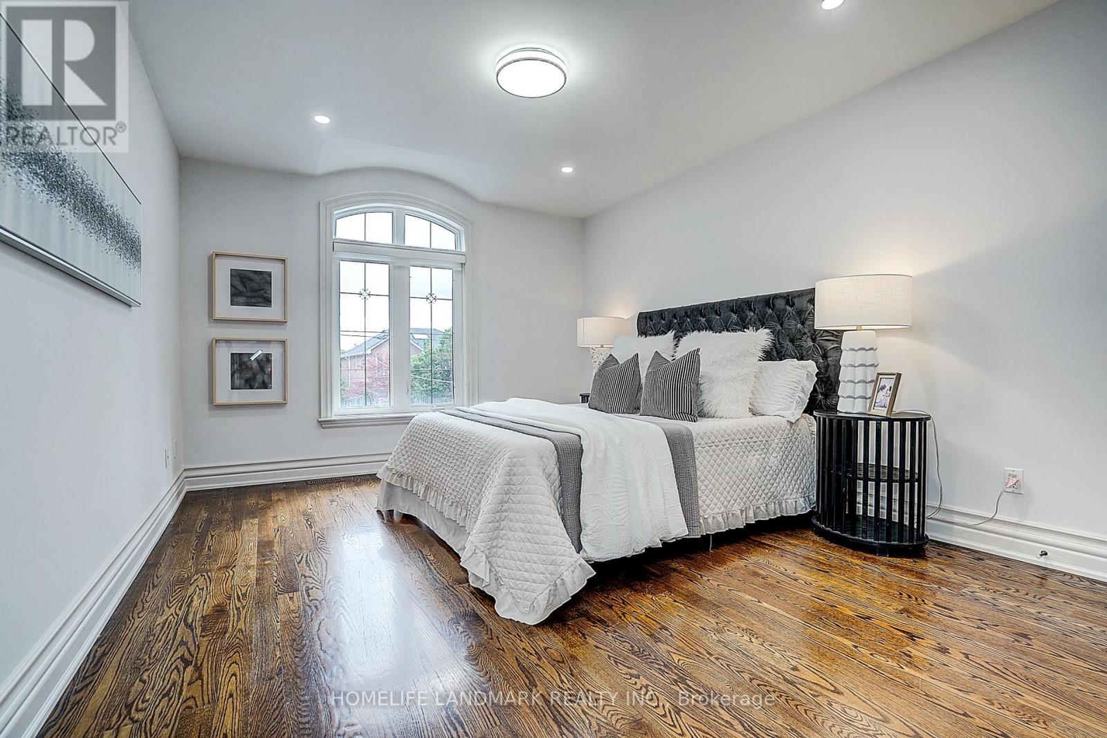 332 GREENFIELD AVENUE - Image 12