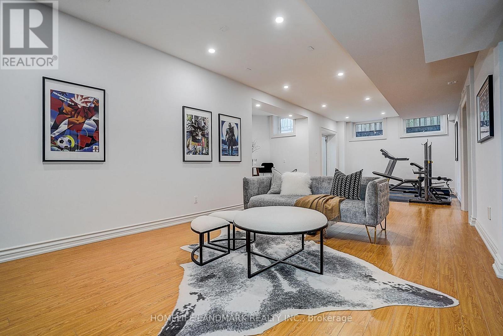 332 GREENFIELD AVENUE - Image 19