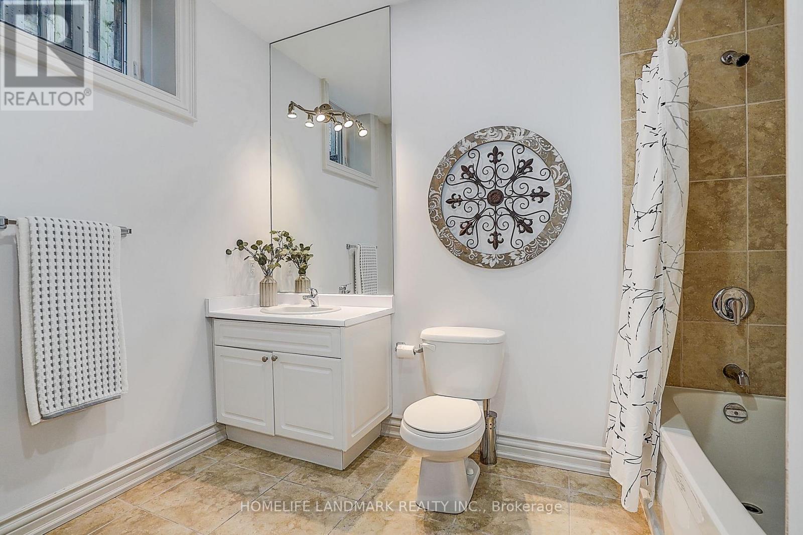 332 GREENFIELD AVENUE - Image 23
