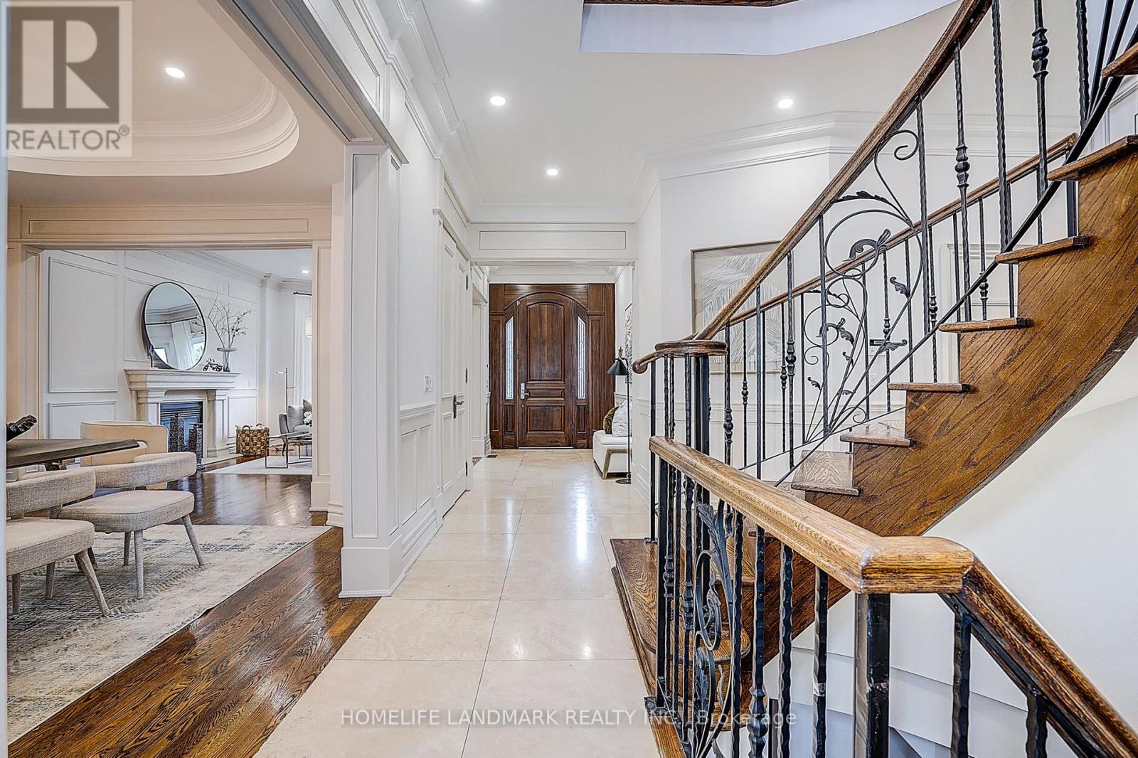 332 Greenfield Avenue, Toronto — photo 4
