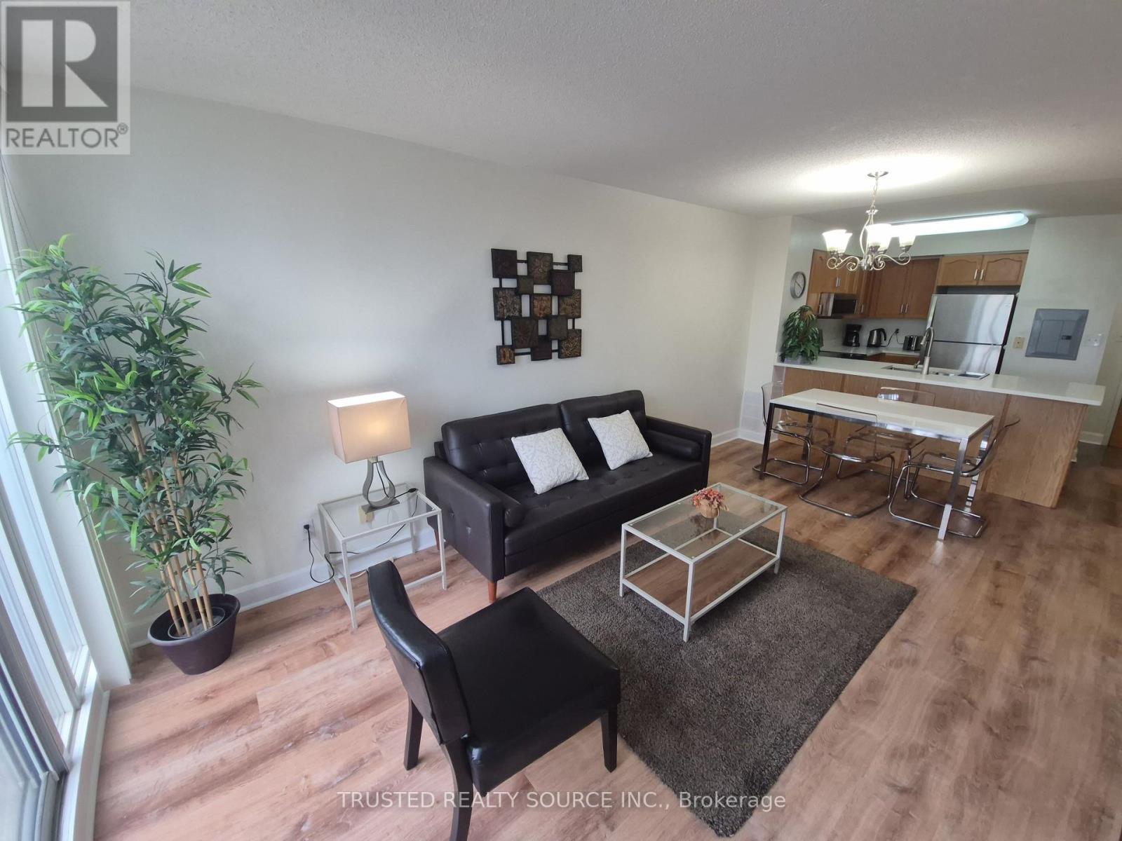 1808 - 43 EGLINTON AVENUE E, Toronto (Yonge-Eglinton) — photo 3