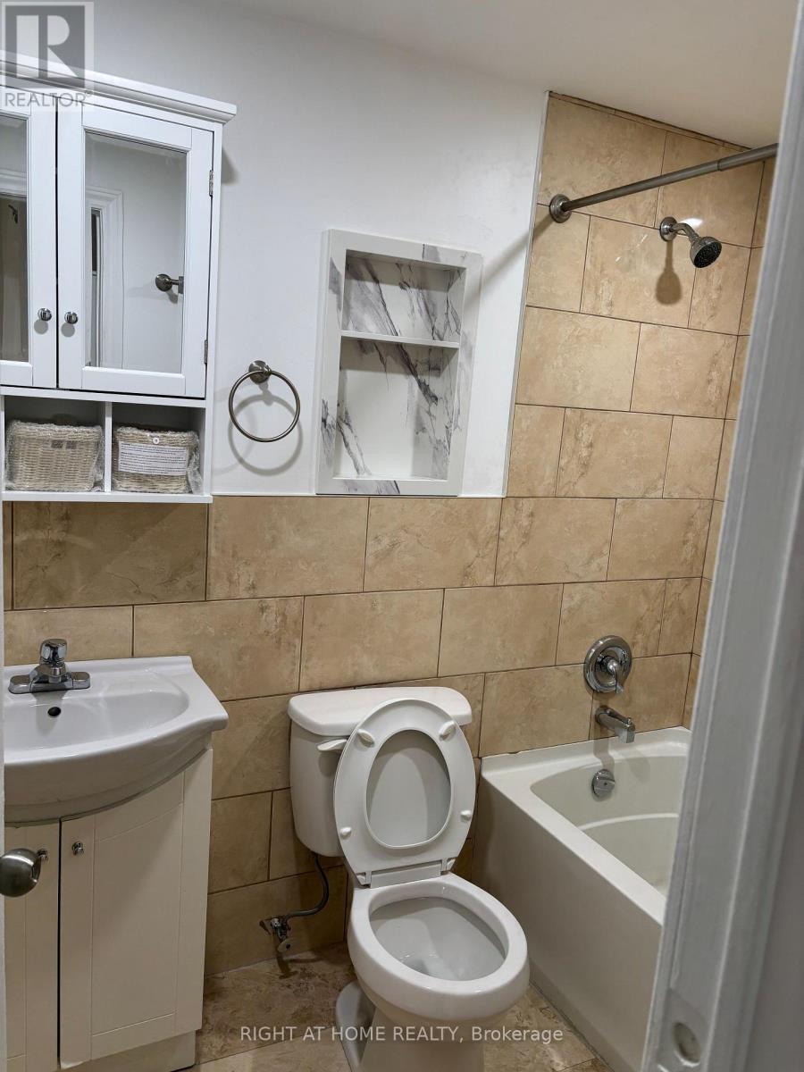 UNIT 8 - 611 GERRARD STREET E, Toronto (South Riverdale) — photo 3